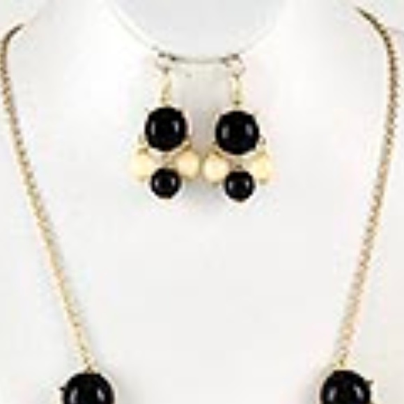 Amazing Bubble Necklace and earring Set NEW - Picture 3 of 3
